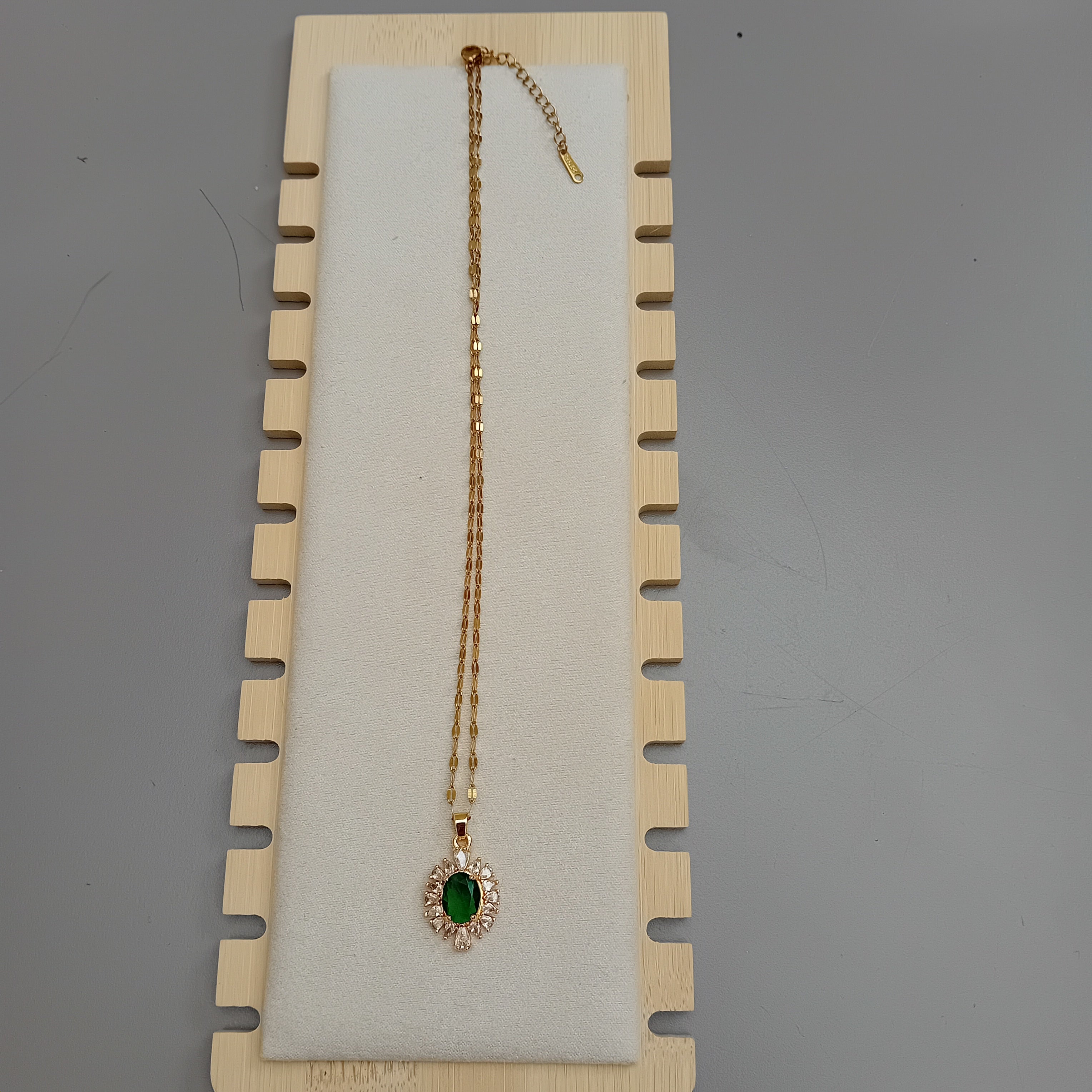 Enqemble bijoux Émeraude