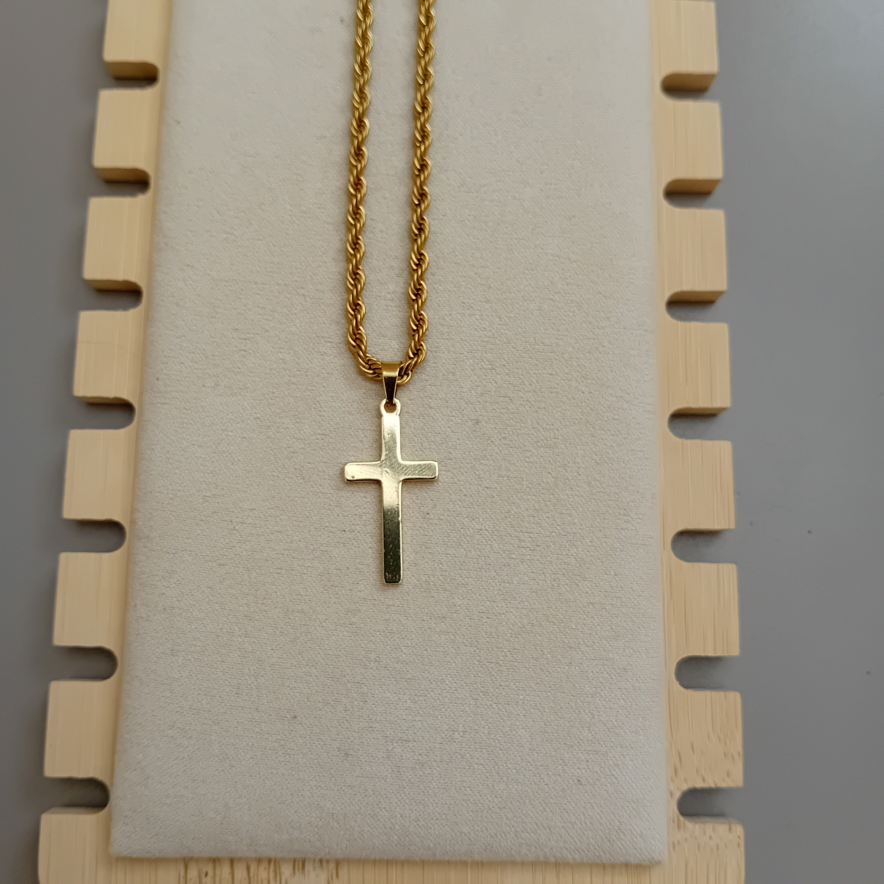 Collier Croix Dorée