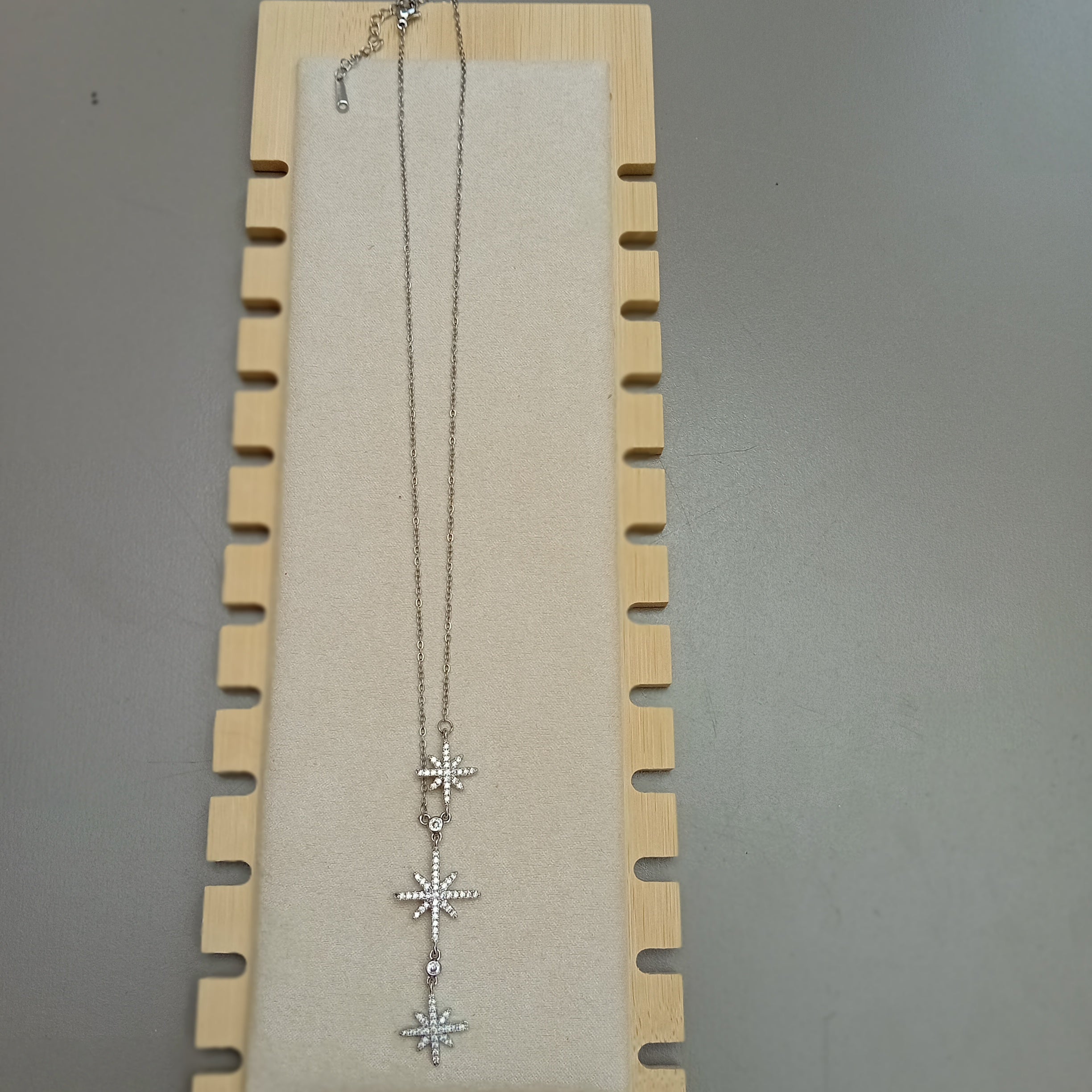 Collier Y 3 Étoiles Argentées