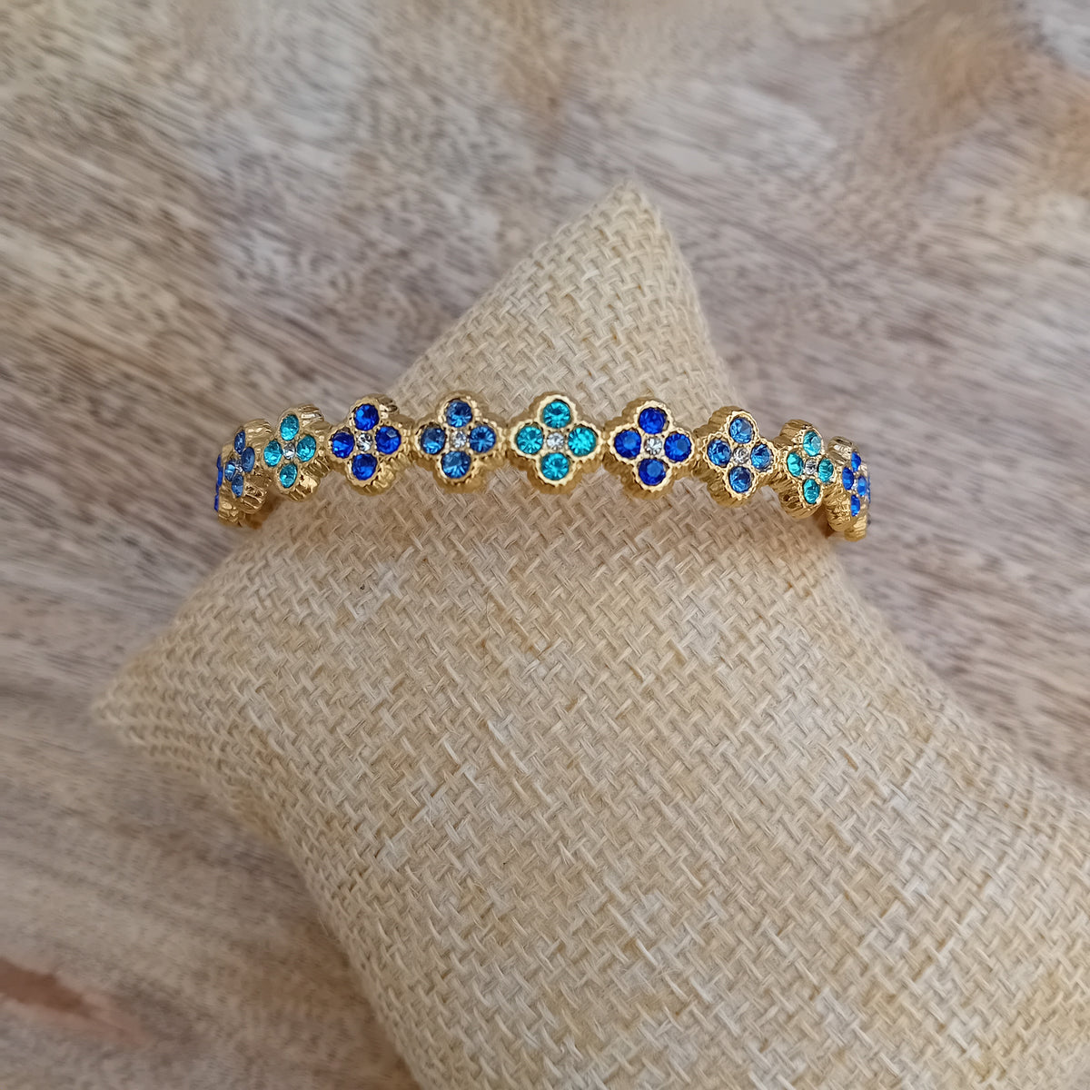 jonc fleurs bleues