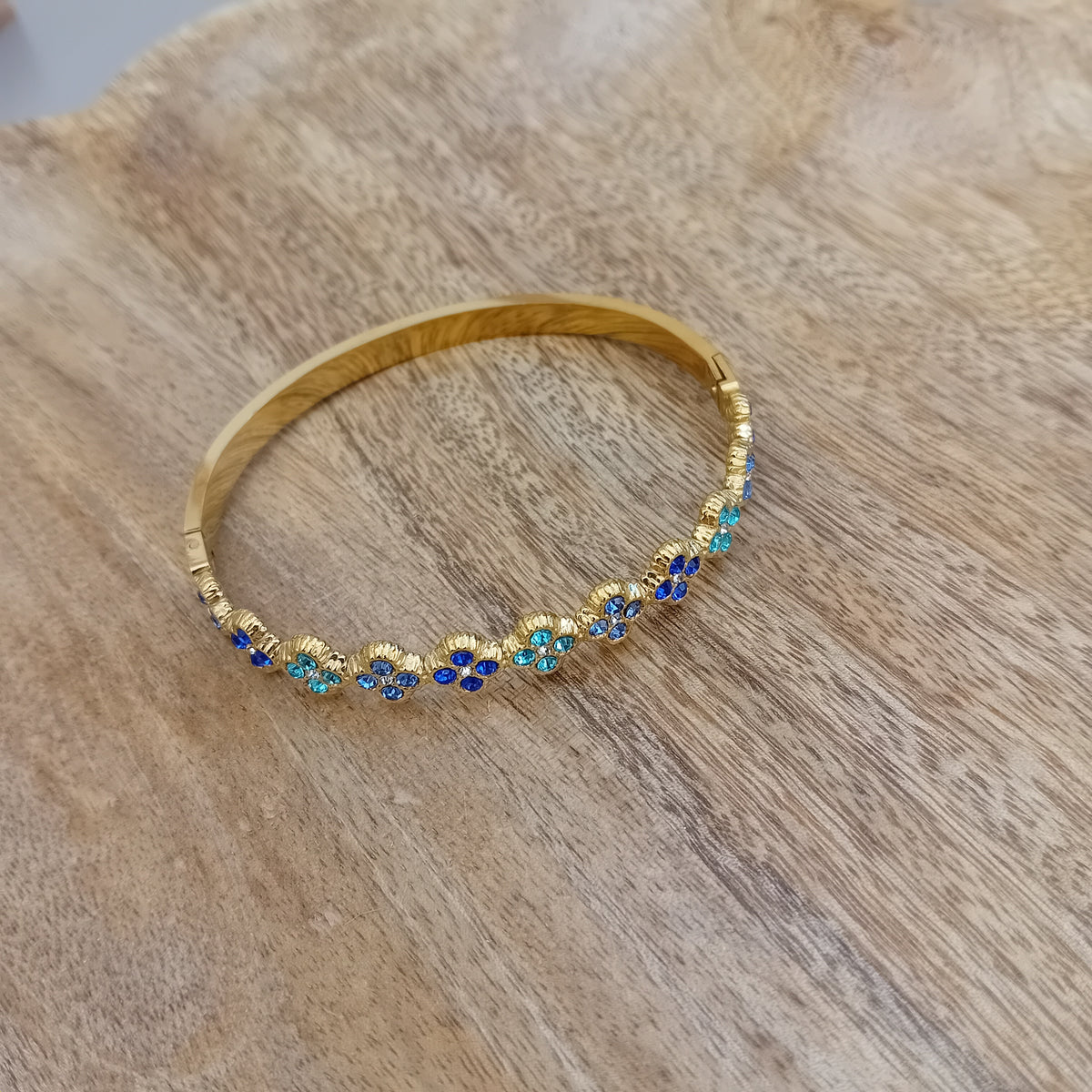 jonc fleurs bleues