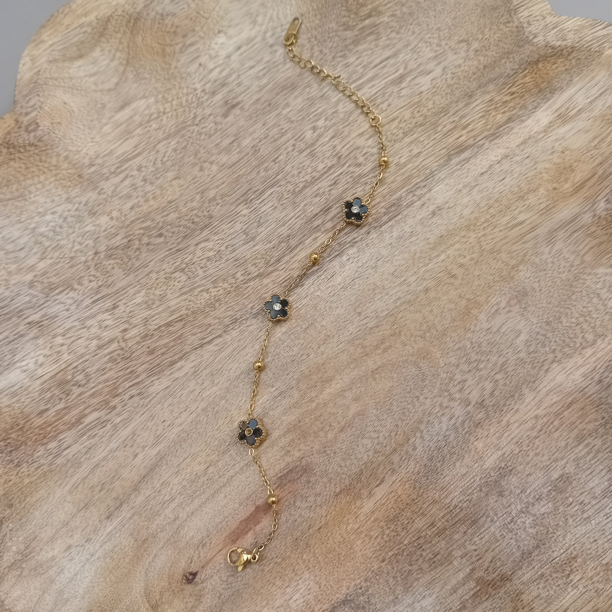 bracelet fleurs noires