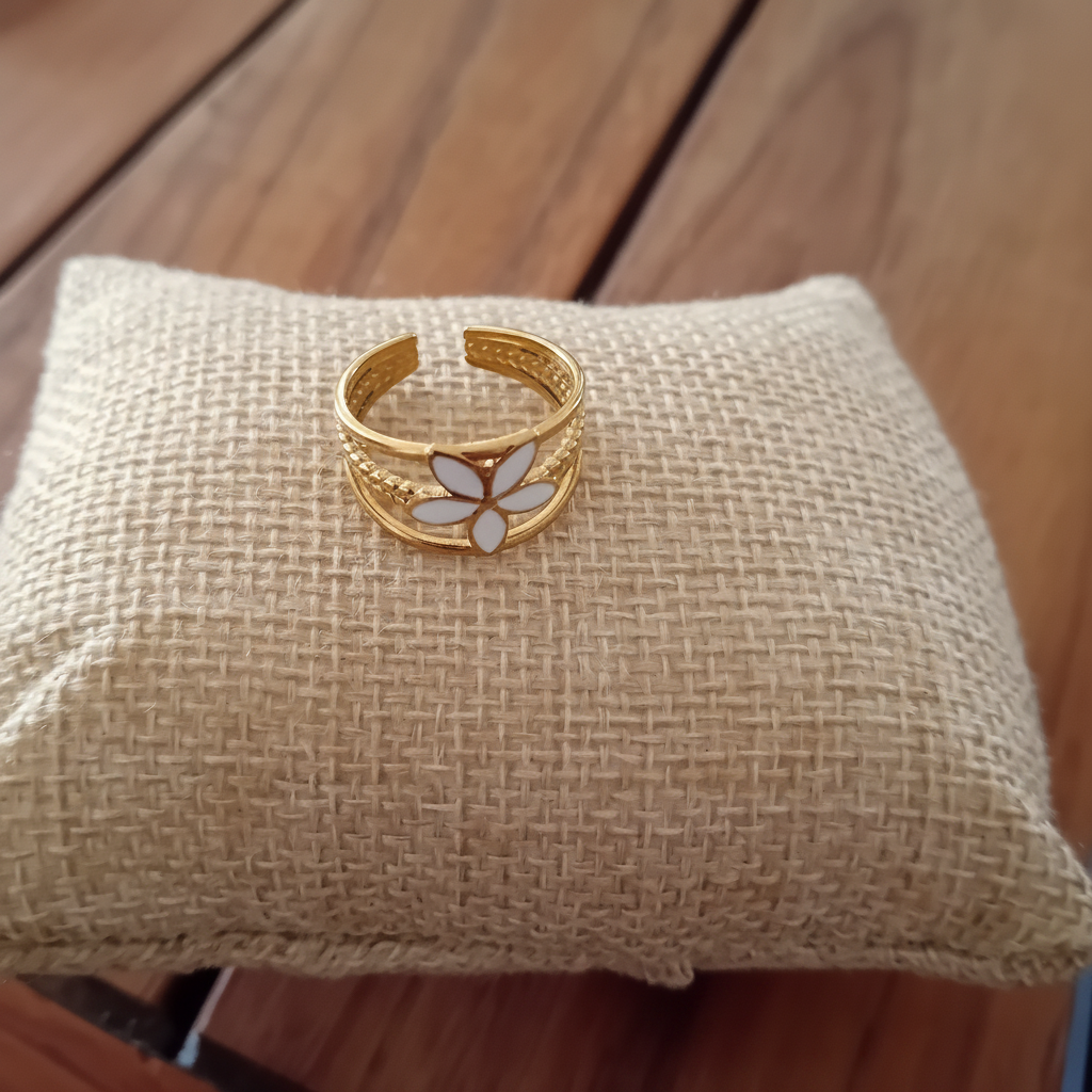 Bague fleur coussin améliorée