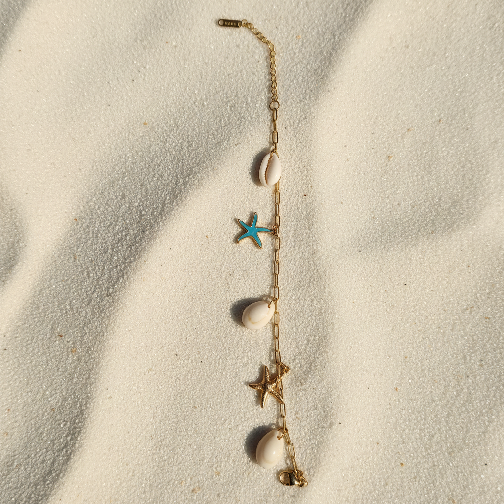 Bracelet coquillages - même forme, fond sable