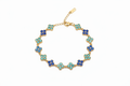 Bracelet fleurs bleues fond blanc naturel