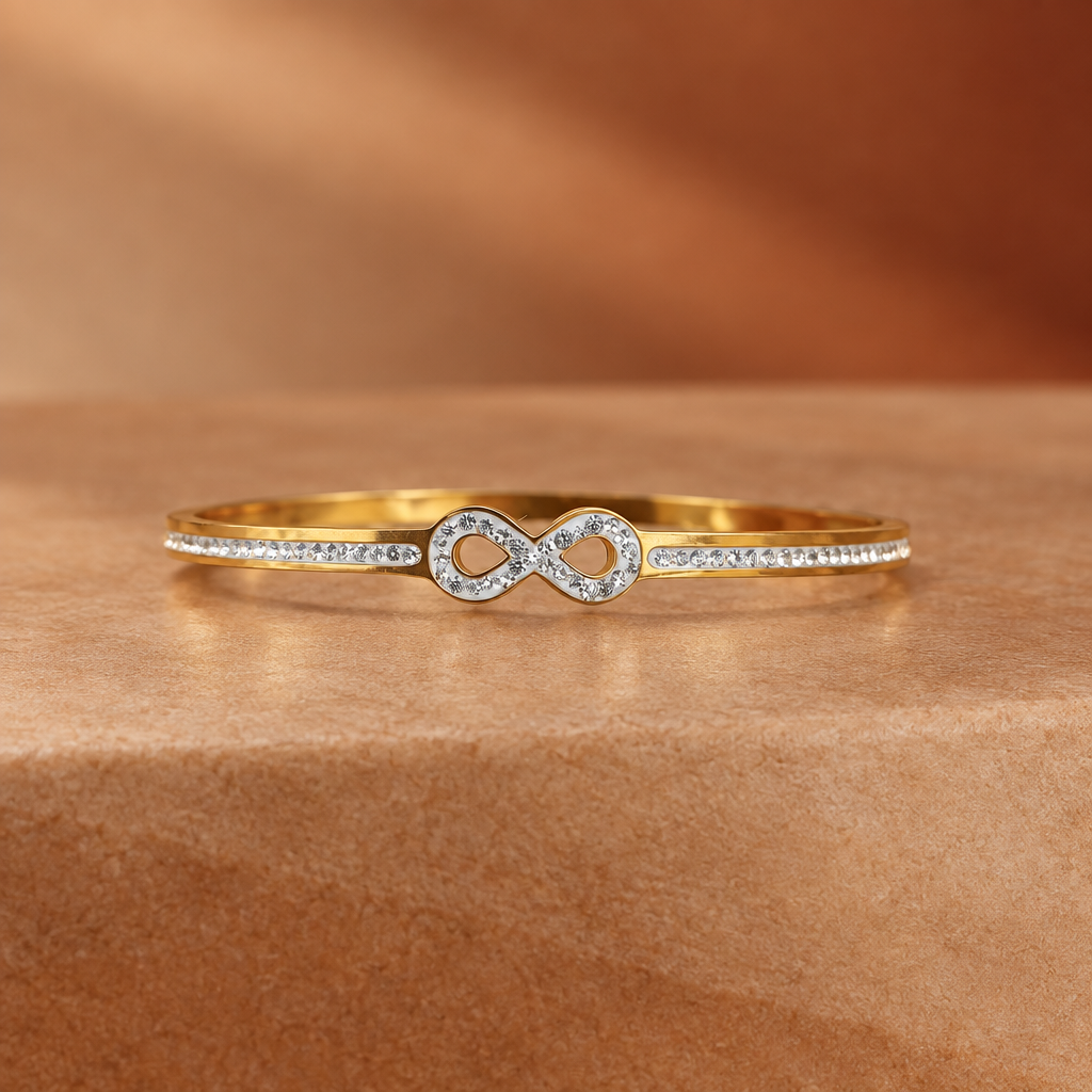 Bracelet infini sur fond automnal sans feuilles
