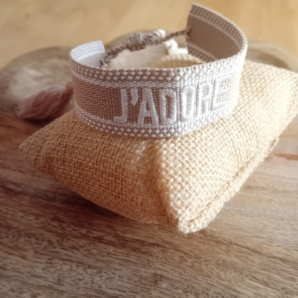Bracelet J'ADORE coussin amélioré
