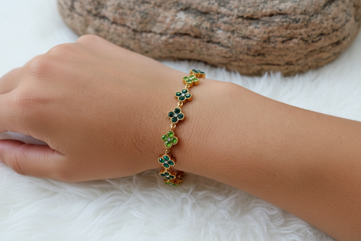 Bracelet vert photo améliorée
