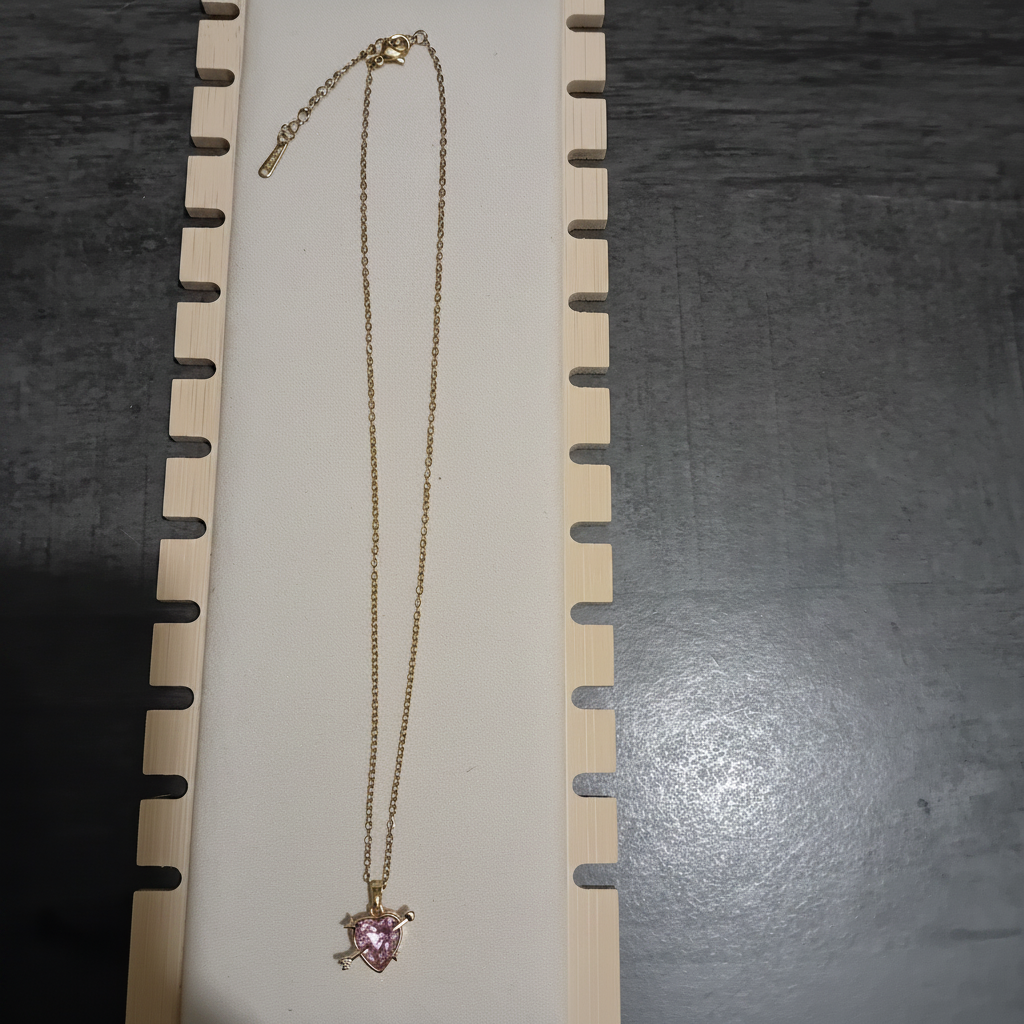 Collier Cœur - photo retouchée